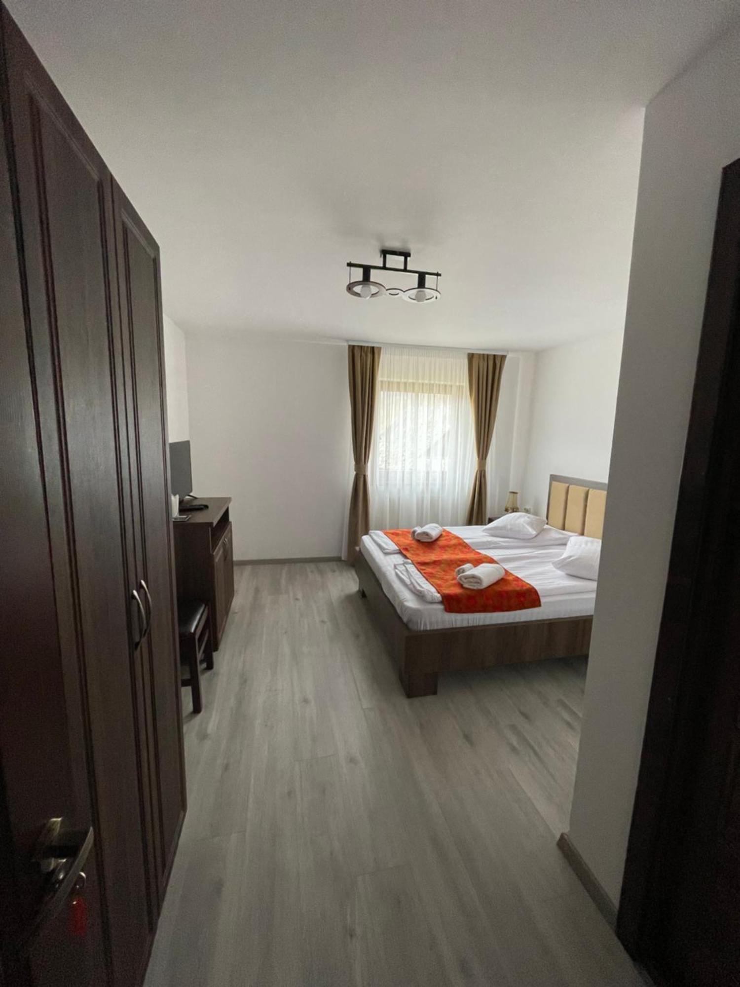 Green Mountain Resort Scrind-Frăsinet Eksteriør bilde