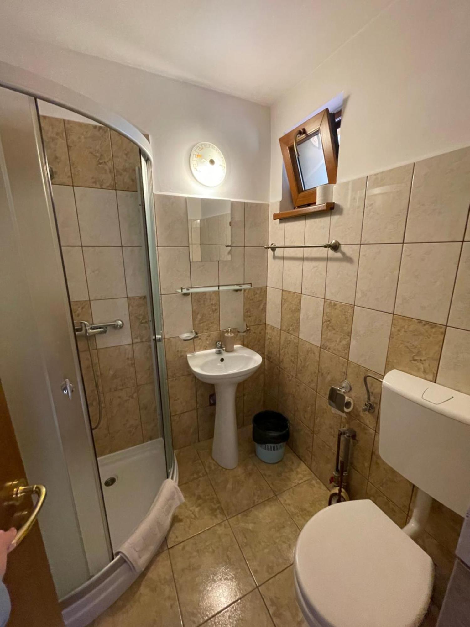 Green Mountain Resort Scrind-Frăsinet Eksteriør bilde