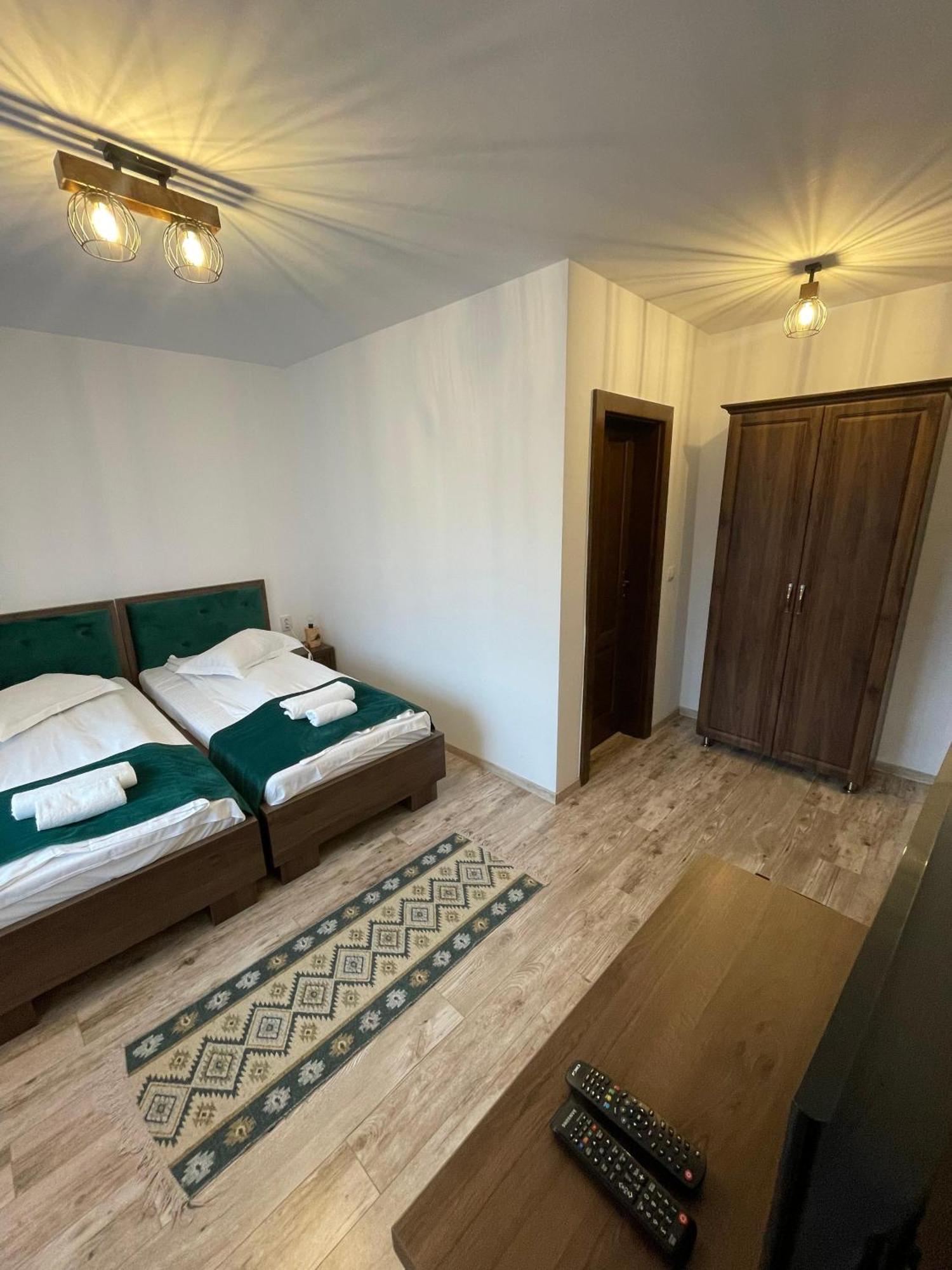 Green Mountain Resort Scrind-Frăsinet Eksteriør bilde